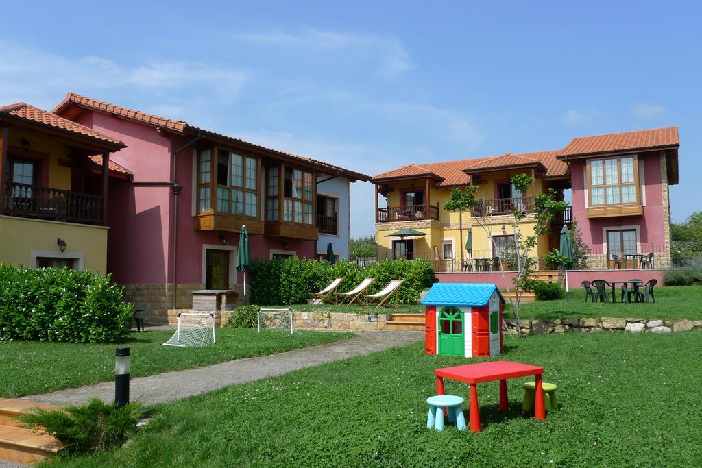 Apartamentos Rurales Antojanes Granda  Exteriör bild